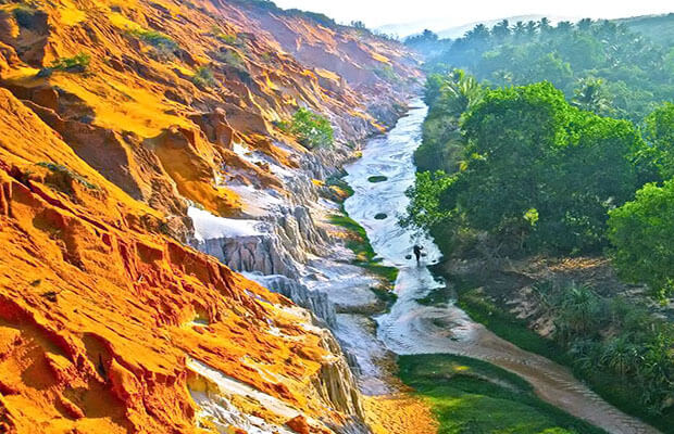 Hình ảnh về Suối Hồng (Suối Tiên)