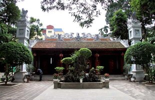 Đền Quán Thánh