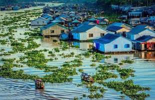 Làng nổi Châu Đốc